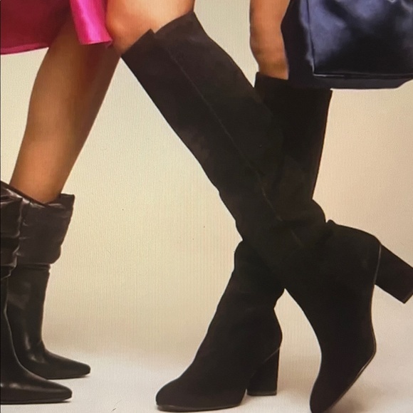 Stuart Weitzman Eloise Asphalt Suede Heeled Boots - Picture 14 of 15